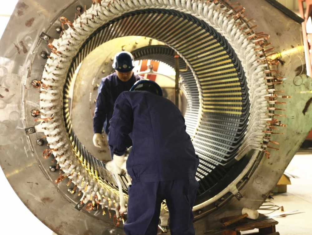 自動水力タービン発電機 200kw-20mw 電力出力 屋内・屋外操作