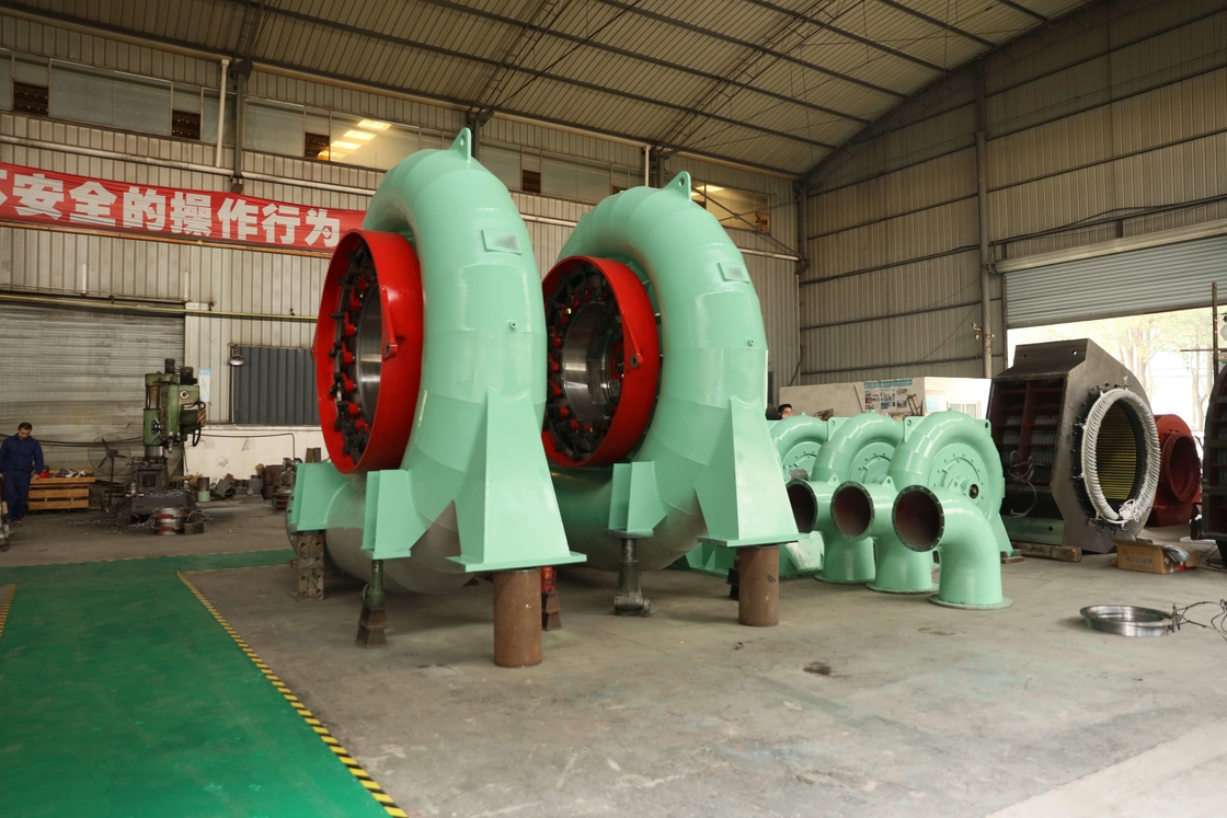 パワー・フランシス・タービン・ジェネレーター 300KW-20MW 自動制御 450-1000RPM 20m-300M ヘッド 50Hz/60Hz