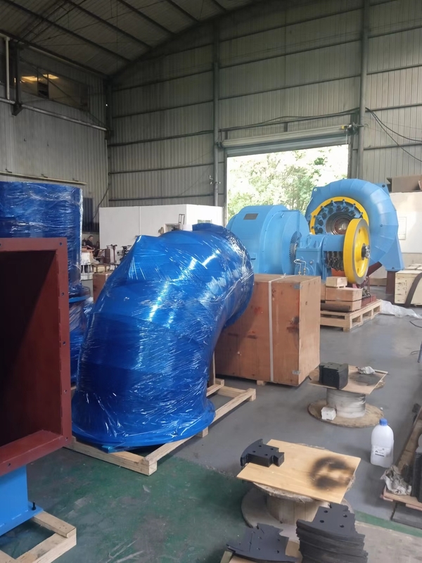 パワー・フランシス・タービン・ジェネレーター 300KW-20MW 自動制御 450-1000RPM 20m-300M ヘッド 50Hz/60Hz