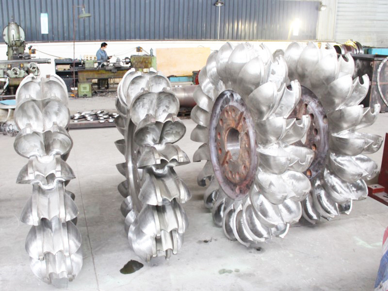 10kVペルトンタービン発電機 60Hz周波数 鋳鉄/不鋼鉄 建設用 空気/油冷却