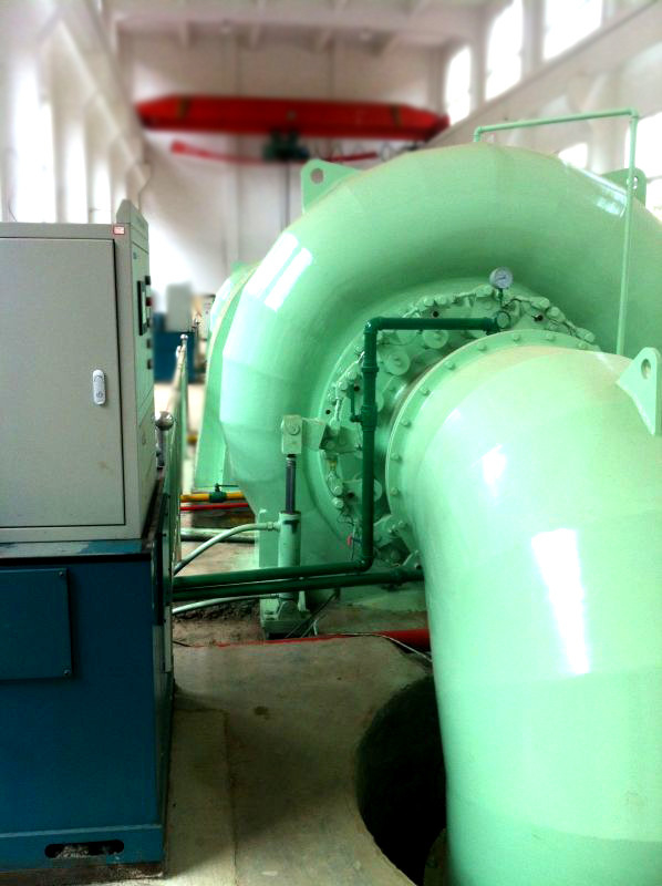 垂直フレンチス水力タービン発電機 450-1000RPM 定速 400V 800V 6.3kV 10kV 電圧