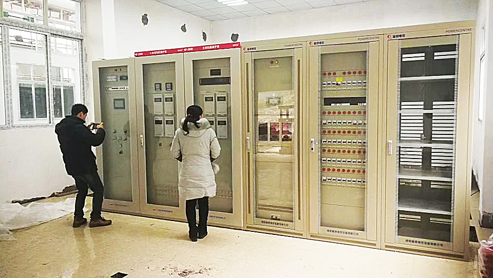 カスタマイズされた興奮モード 水力タービン発電機 200kw-20mw 電力出力水平設置