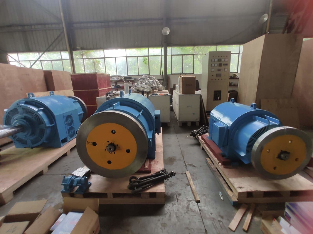 水力タービン発電機 室内・室外 200kw~20mw 電力出力 300~3000rpm 速度 空気・水冷却