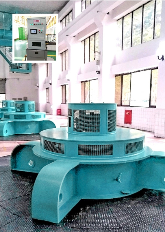 PLC制御システム 水タービン発電機 1000 KW 電力出力 エネルギー生産のための空気/水冷却
