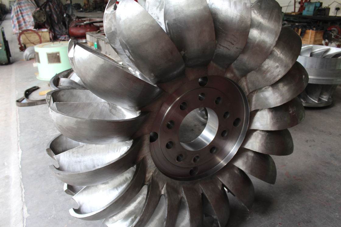カスタマイズされた入口直径 1-5 メートル 水力タービンランナーとノーマルローター速度 100rpm 200rpm 300rpm 500rpm 1000rpm