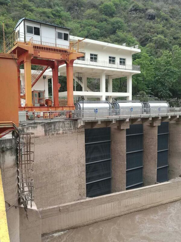 産業用ゴミ箱清掃機 0.40-1000KWの電力と4.5-16mmの厚さで効率的なゴミ除去のために