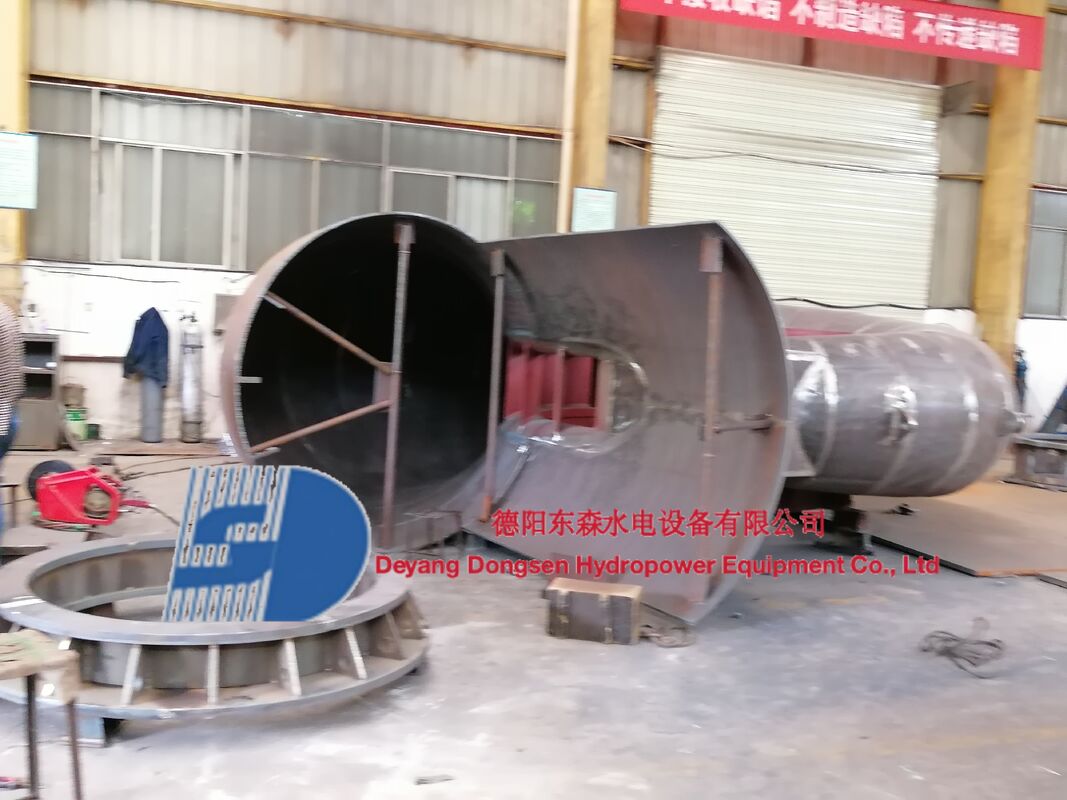 150RPMから1000RPMまでのスピード範囲,30〜50年の寿命,水力発電所の300kWから20MWの出力を持つフランシスタービン発電機