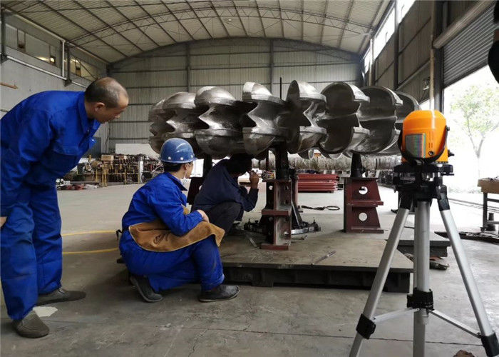 直径200mm 高頭ペルトンタービン ブラシなしまたは静的刺激システムを含む 水力発電のために設計された