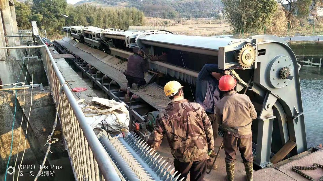 OEM ゴミ箱清掃機 厚さ4.5~16mm 格子間隔0.39~15mm 水取り維持用