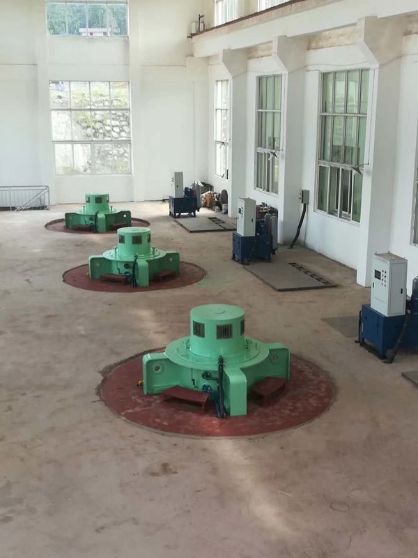 環境に優しいエネルギー生産のための300KWから20MWの電力範囲と低保守の20-900RPM水力タービン発電機