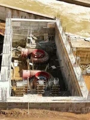 発電所 自動制御のフランシスタービン発電機