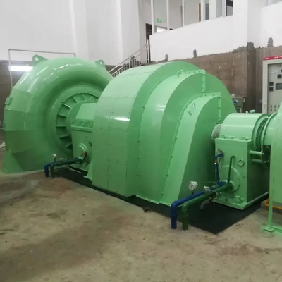 スタッドレスタイヤのフランシス 水タービン発電機
