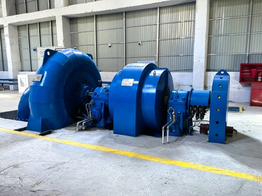 DN2250-3200mmパイプ直径 自動制御システムと空気/水冷却のフランシスタービン発電機
