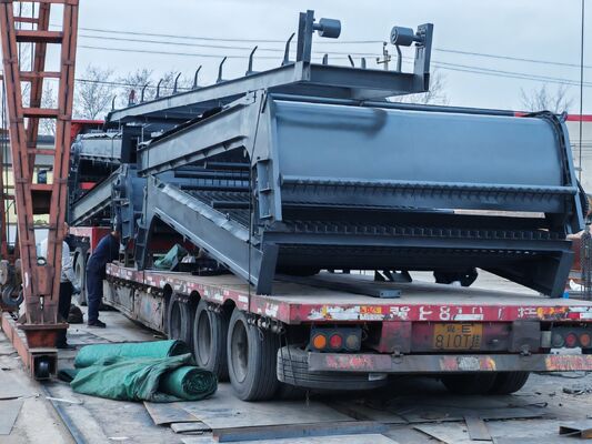 要件に応じてカスタマイズ可能な産業用清掃機、駆動モーター搭載、一貫した清掃結果を実現